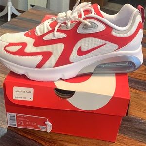 Nike Air Max 200 Men’s US 11